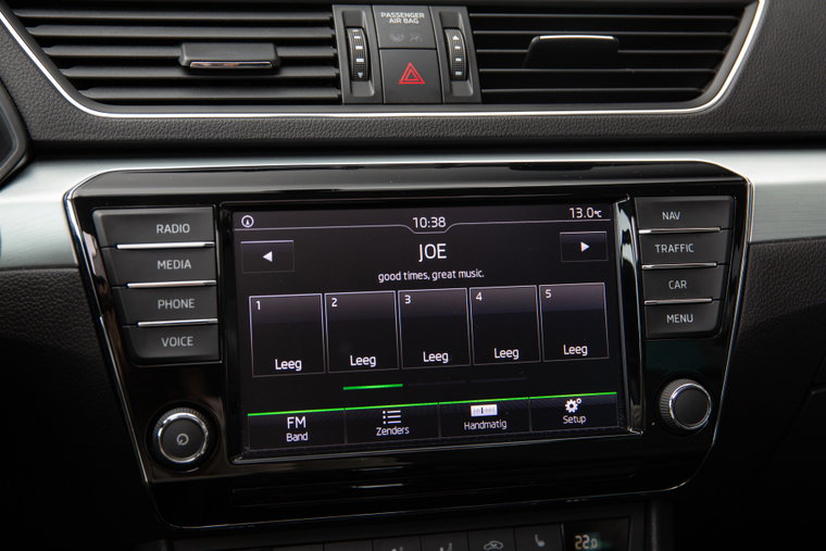 Vehicle Image 18
