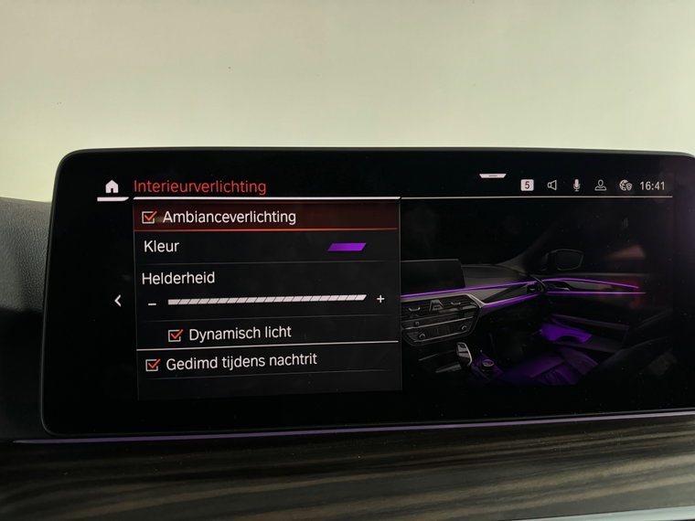 Vehicle Image 33