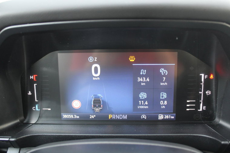 Vehicle Image 9