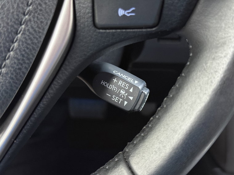 Vehicle Image 32
