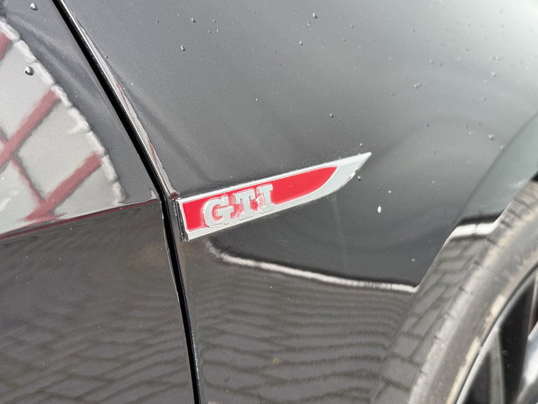 Vehicle Image 41
