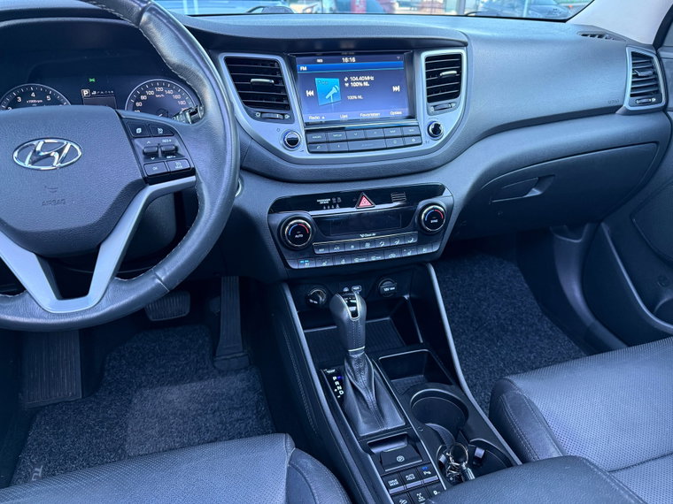 Vehicle Image 22