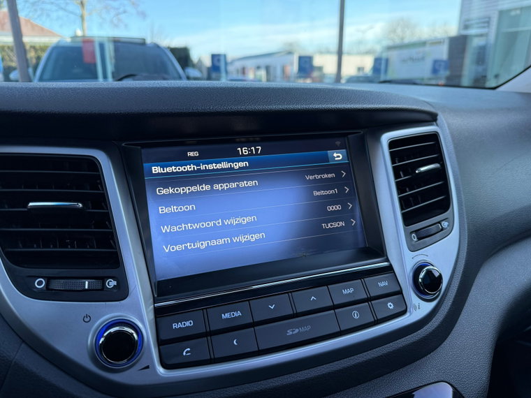 Vehicle Image 40