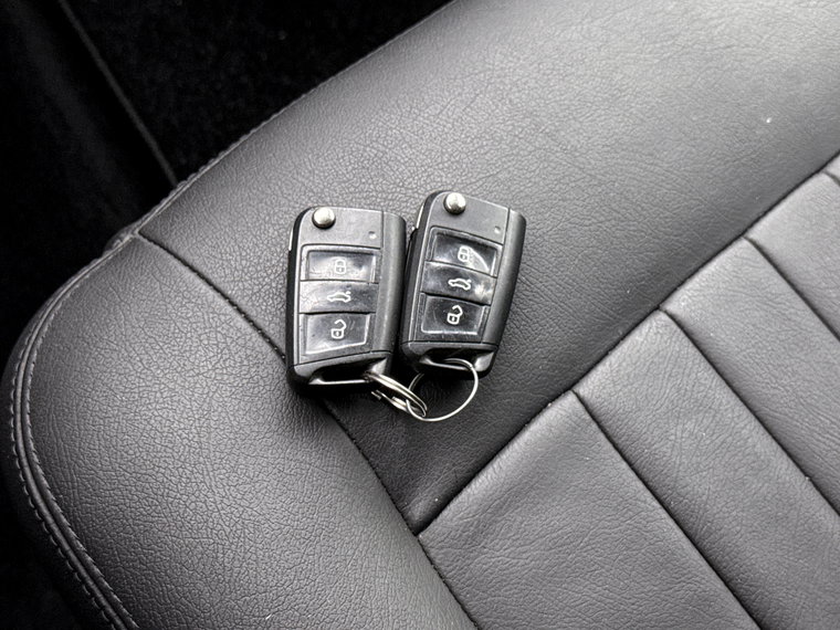 Vehicle Image 23