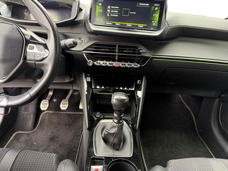 Vehicle Image 15