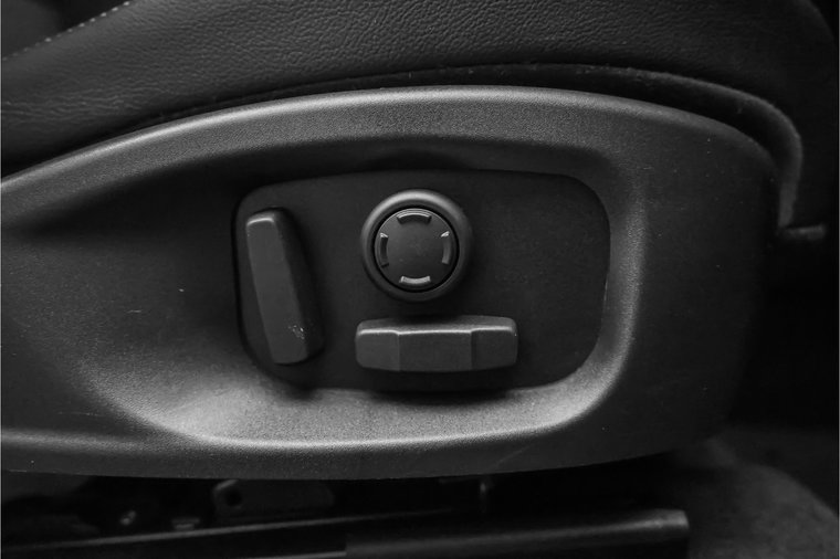 Vehicle Image 34