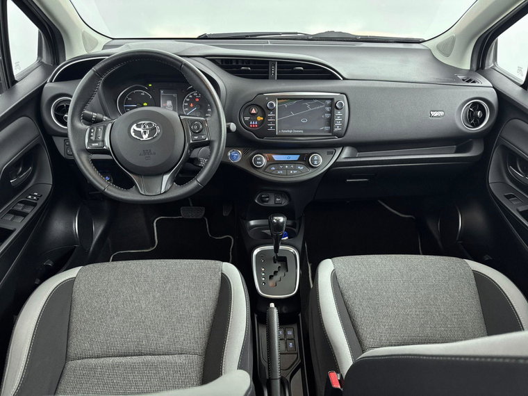 Vehicle Image 19