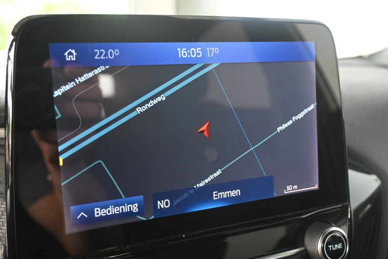 Vehicle Image 11