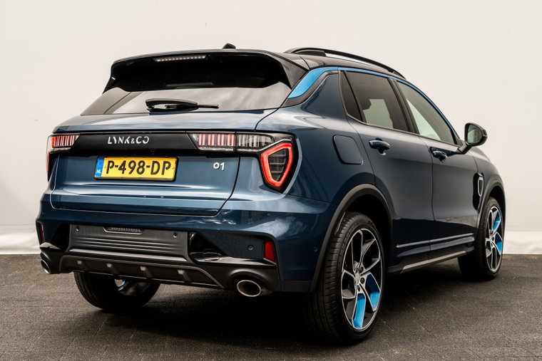 Vehicle Image 6
