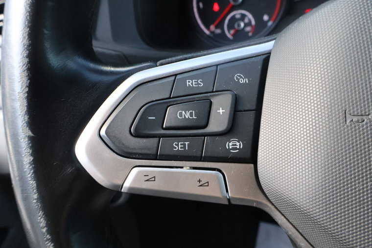 Vehicle Image 28