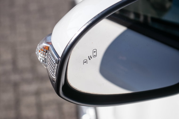Vehicle Image 36
