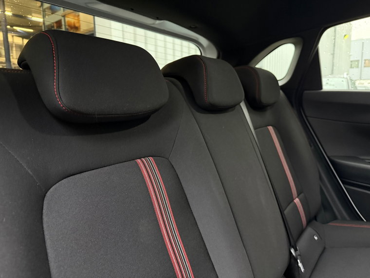 Vehicle Image 31