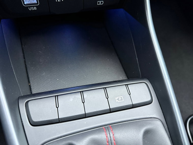 Vehicle Image 46