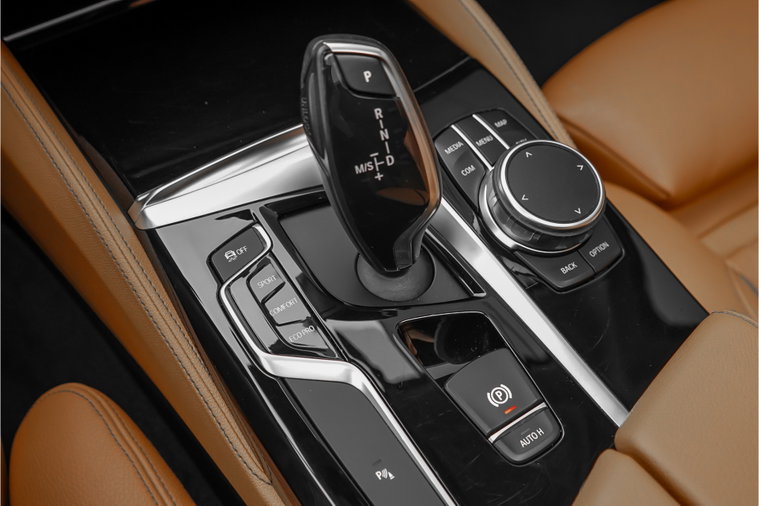 Vehicle Image 37