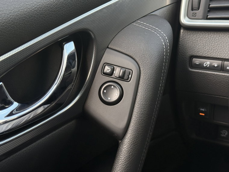 Vehicle Image 42