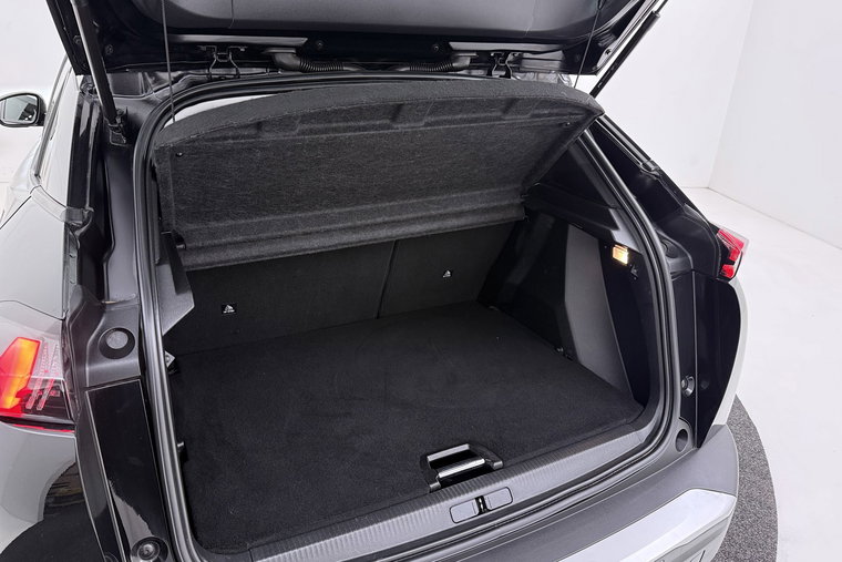 Vehicle Image 36