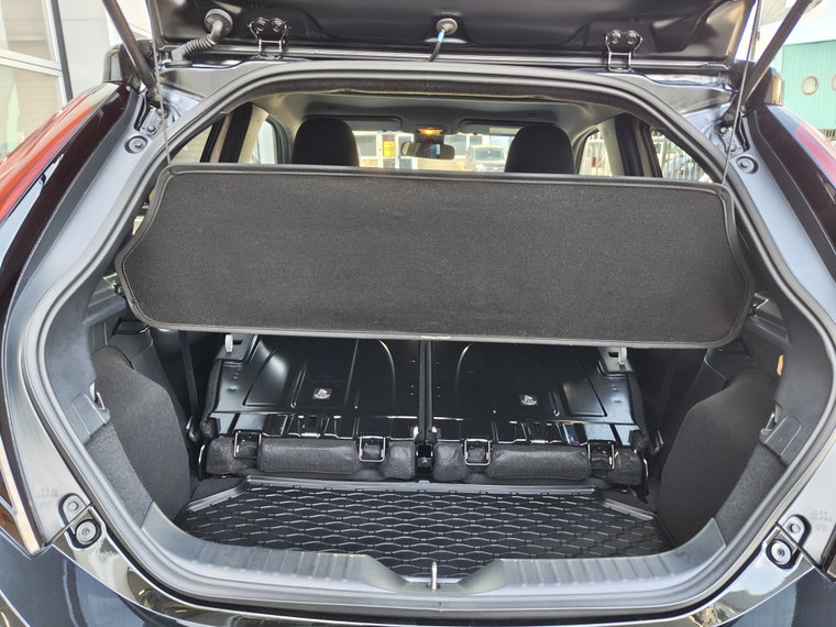 Vehicle Image 30