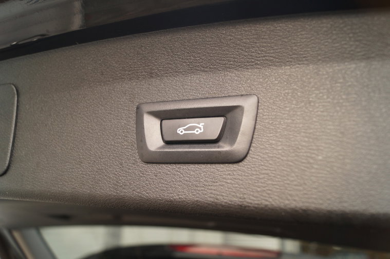 Vehicle Image 27