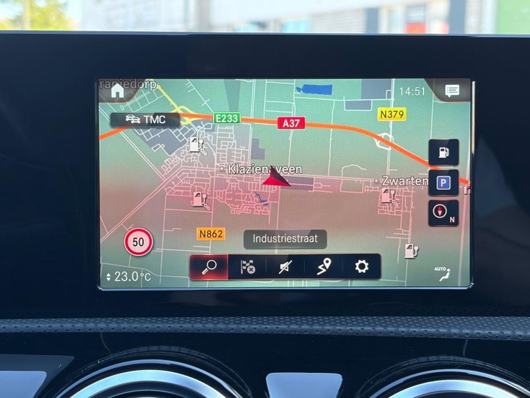 Vehicle Image 36
