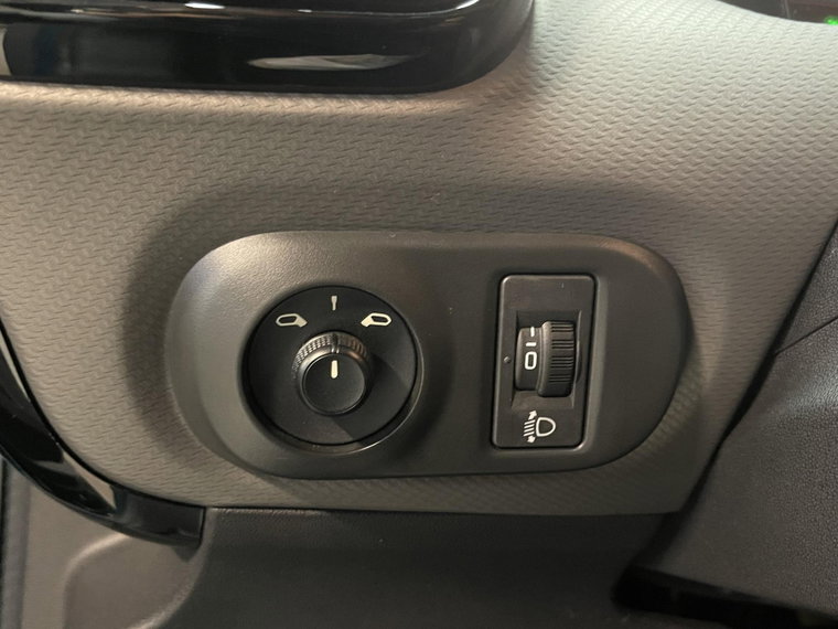 Vehicle Image 24