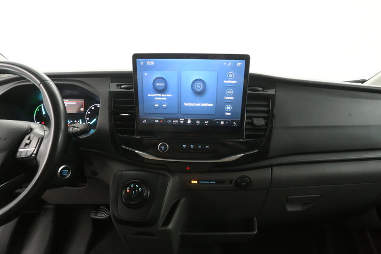 Vehicle Image 13