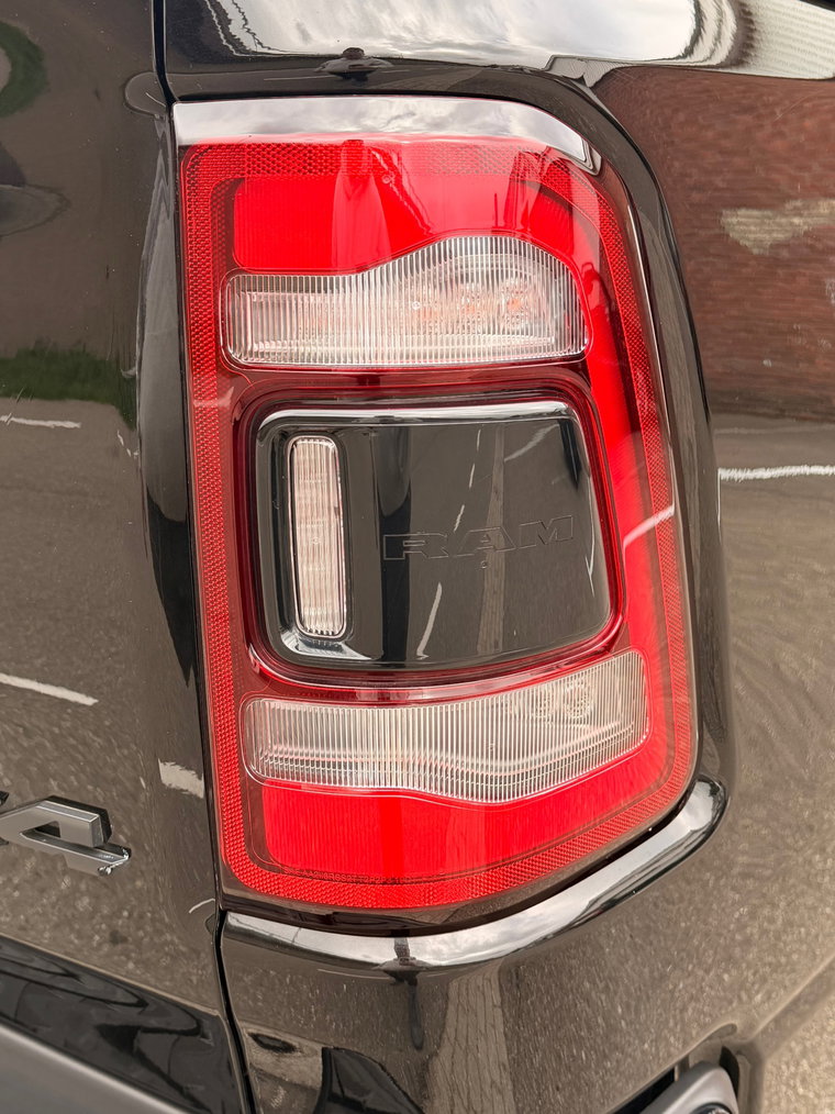 Vehicle Image 47