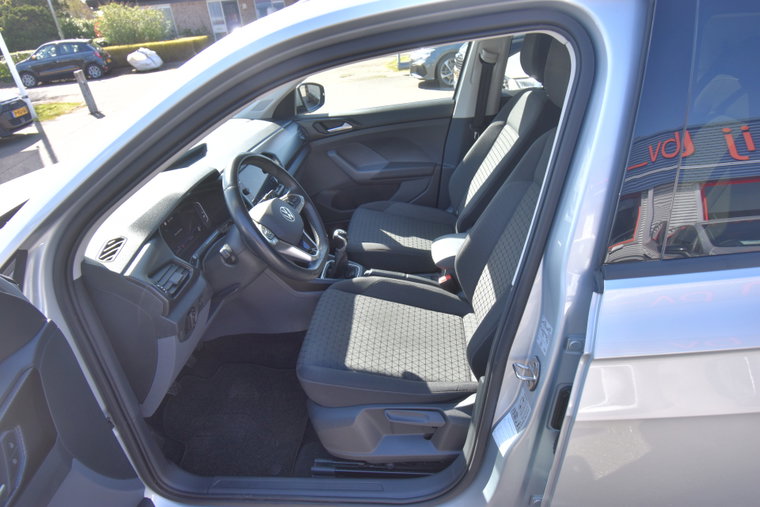 Vehicle Image 22