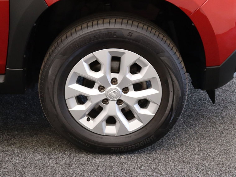 Vehicle Image 38