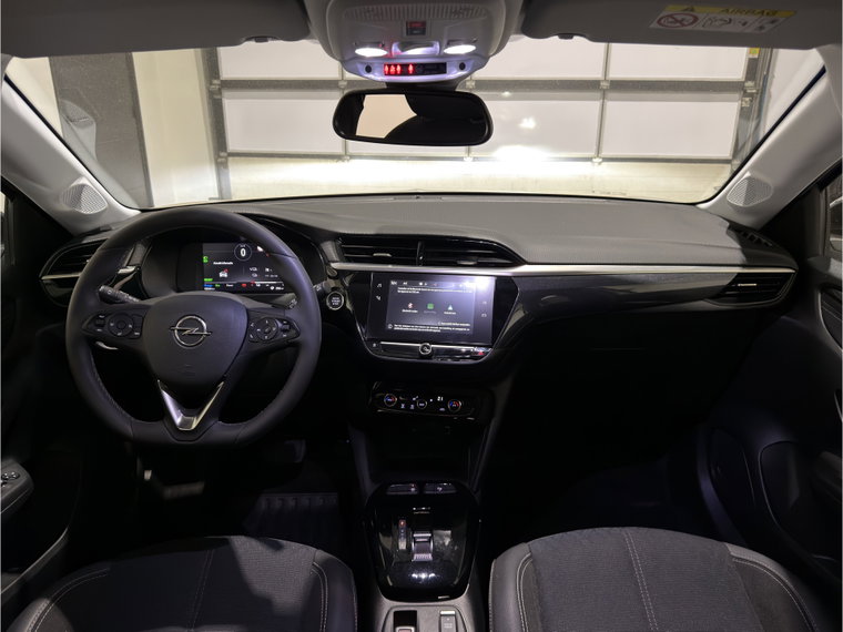 Vehicle Image 19