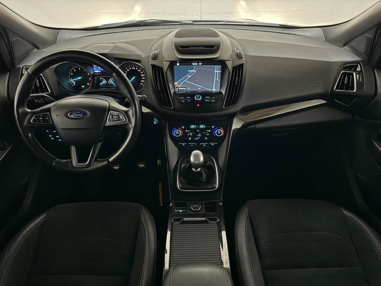 Vehicle Image 25
