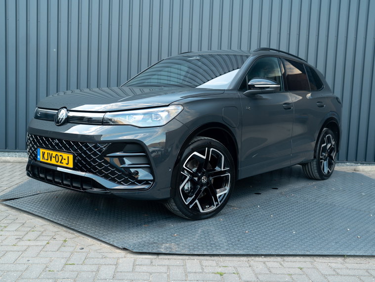 Vehicle Image 50