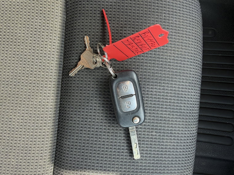 Vehicle Image 28