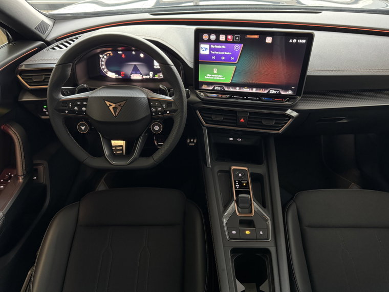 Vehicle Image 30