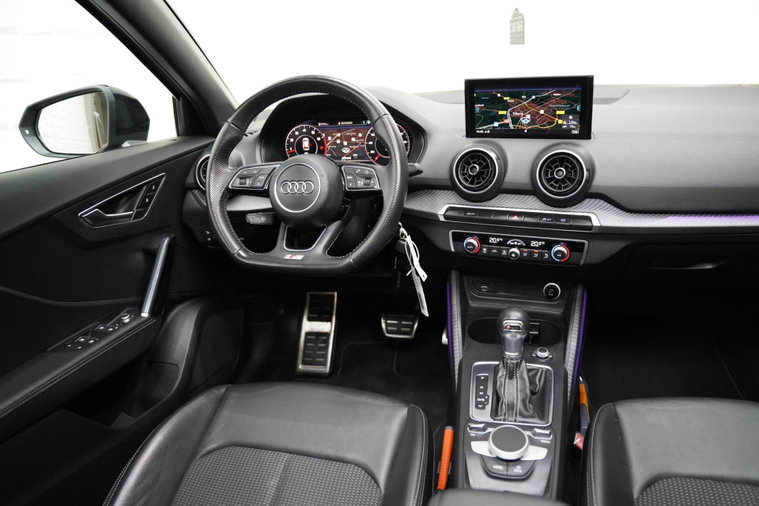 Vehicle Image 35