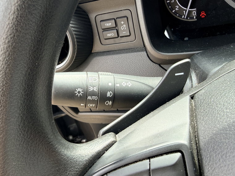 Vehicle Image 23