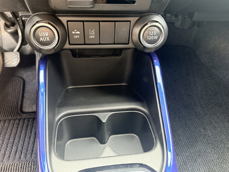 Vehicle Image 28