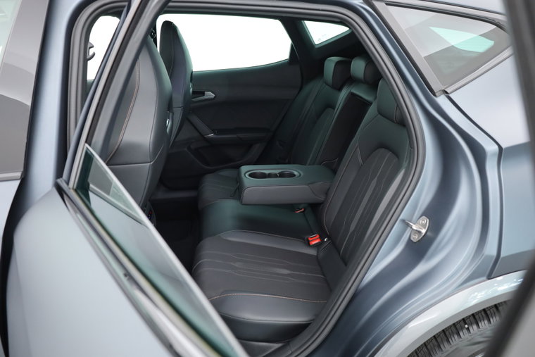Vehicle Image 38