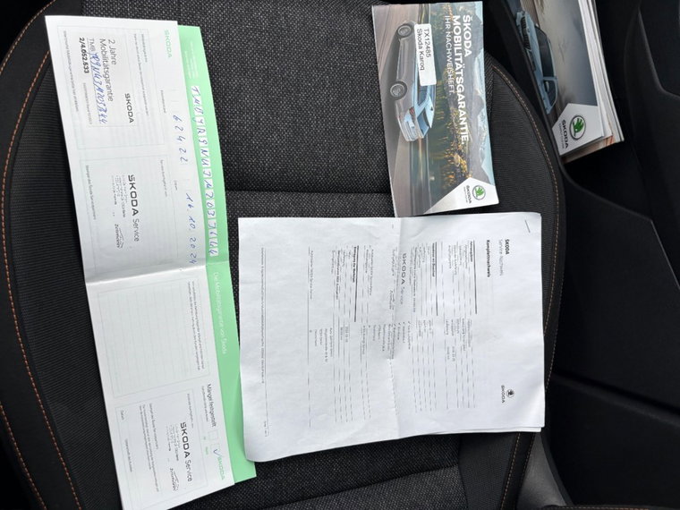 Vehicle Image 19
