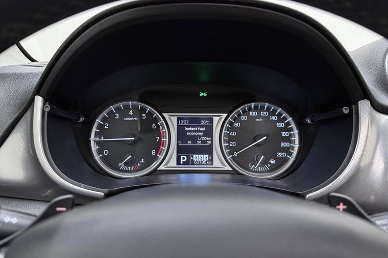 Vehicle Image 19