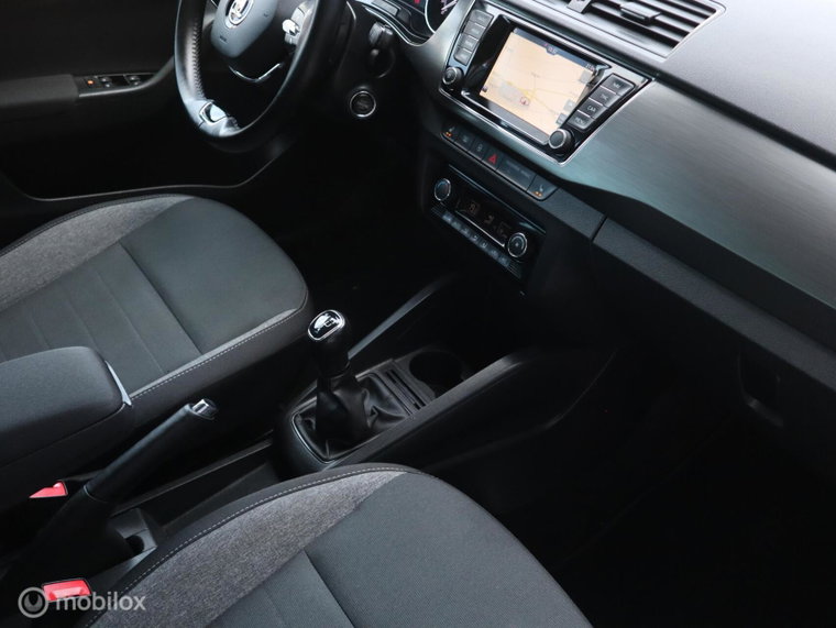 Vehicle Image 36