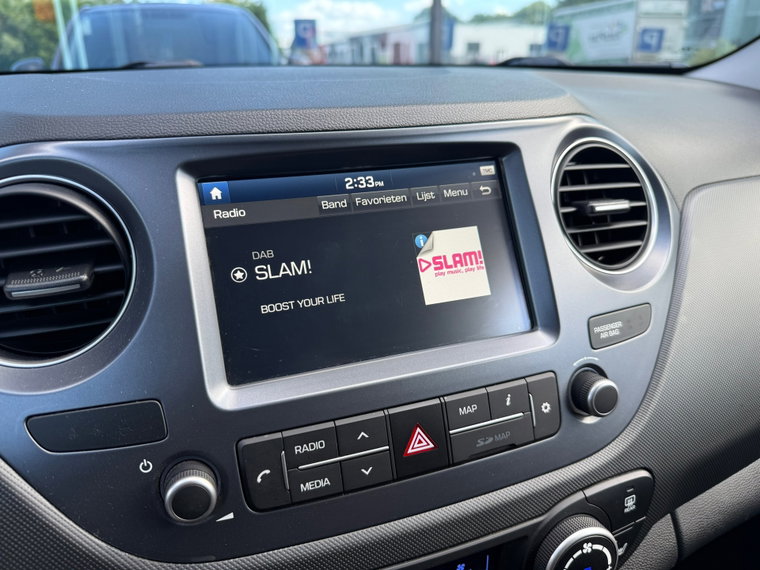 Vehicle Image 22