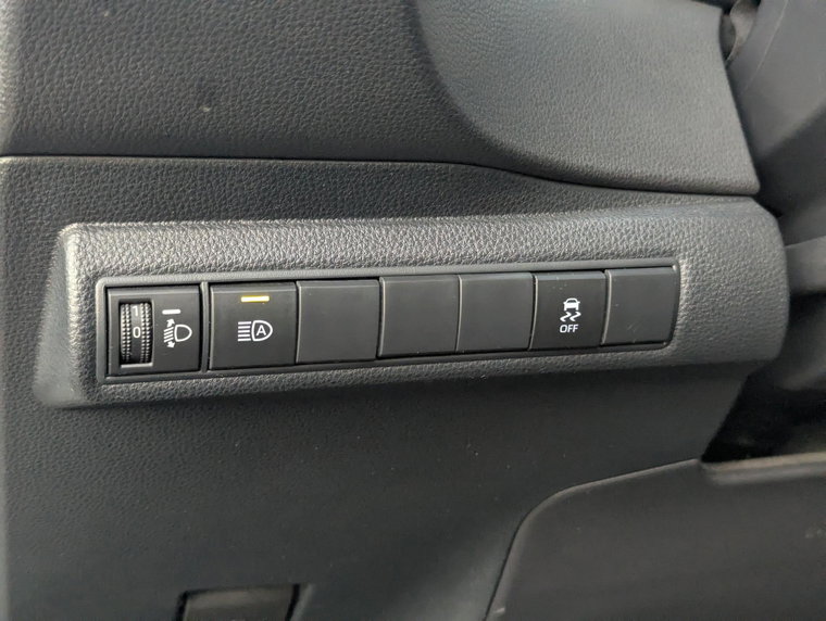 Vehicle Image 22