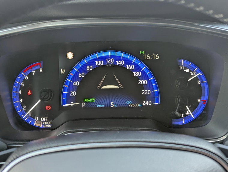 Vehicle Image 25