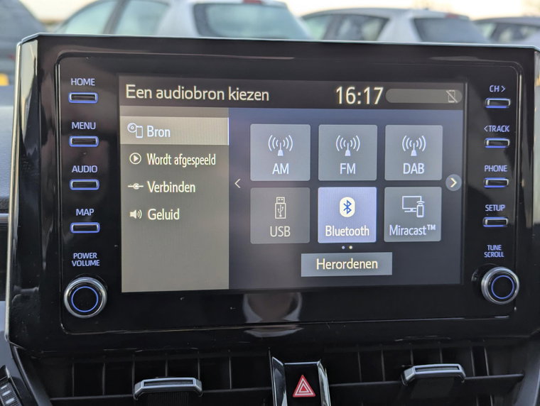 Vehicle Image 28