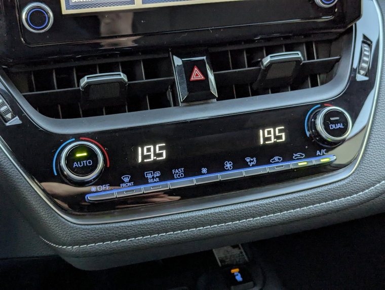 Vehicle Image 33