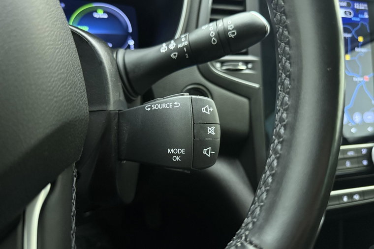 Vehicle Image 32
