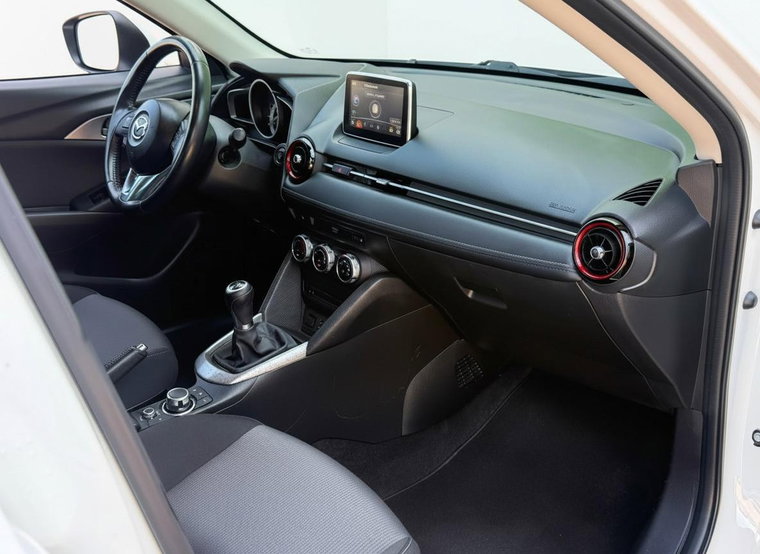 Vehicle Image 13