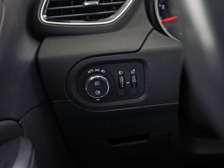Vehicle Image 27