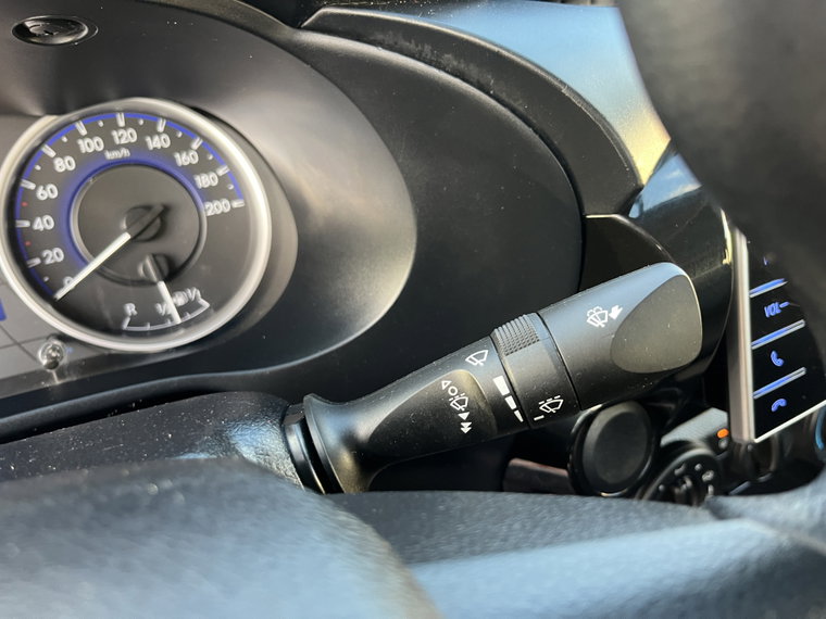 Vehicle Image 38