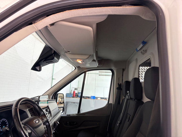 Vehicle Image 29
